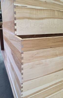 Natural Maple  